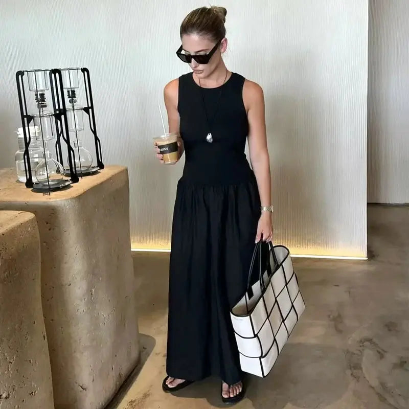 Women’s Elegant Long Dress 2025 – Khaki & Black Sleeveless Spring Dress Ladies Fashion Flora