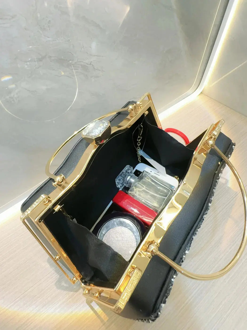 Ladies’ Diamond Handbag – Elegant Women’s Evening Clutch Ladies Fashion Flora